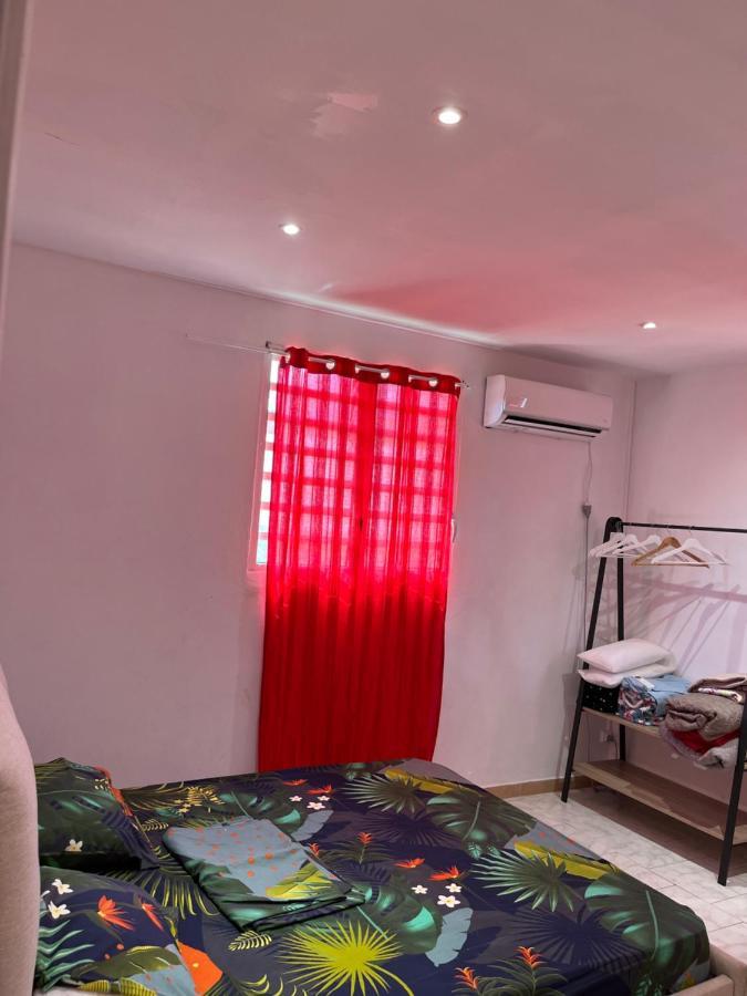 La Petite Girafe Apartment Baie-Mahault Exterior foto